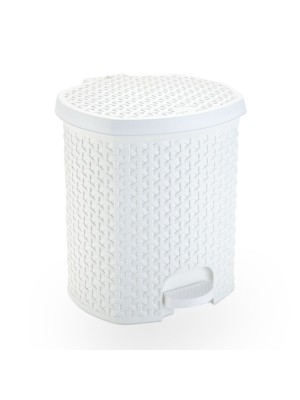 LIXEIRA RATTAN C/ PEDAL 15LTS BRANCA 33X45X31CM UN.