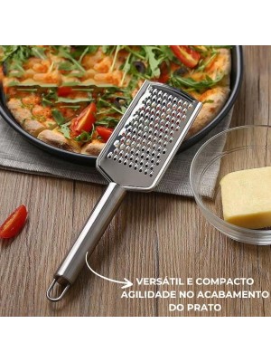 Ralador Inox 1 Face com Cabo Utensílio de Cozinha Resistente para Ralar Queijo, Chocolate, Legumes e Frutas