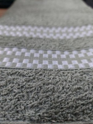 Toalha de Banho Silver 130x60cm Verde Envelhecido Macia e Alta Absorção